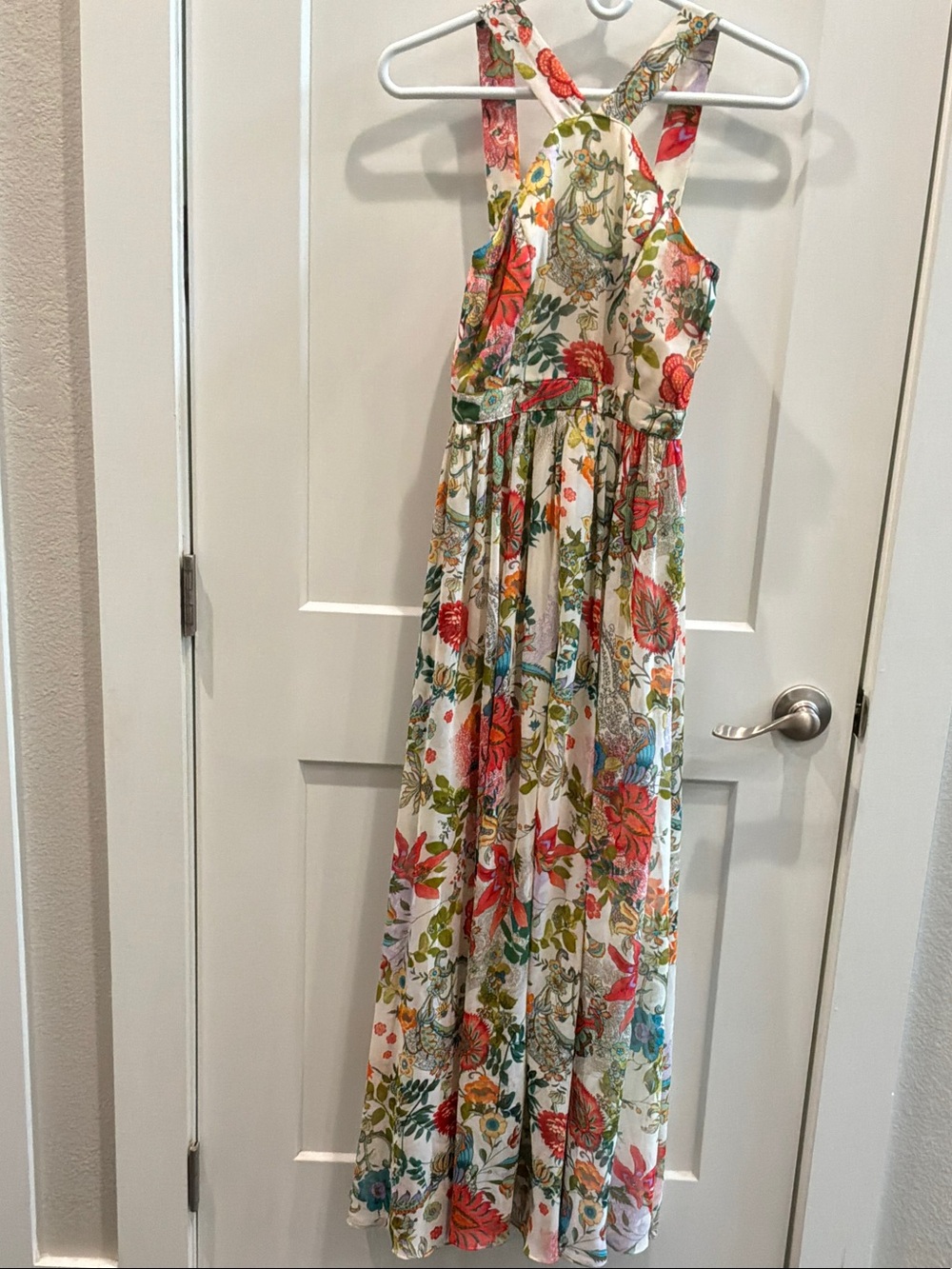 Lulus XS Floral Maxi Dress with Crisscross Back Lined Back Zipper Clasp